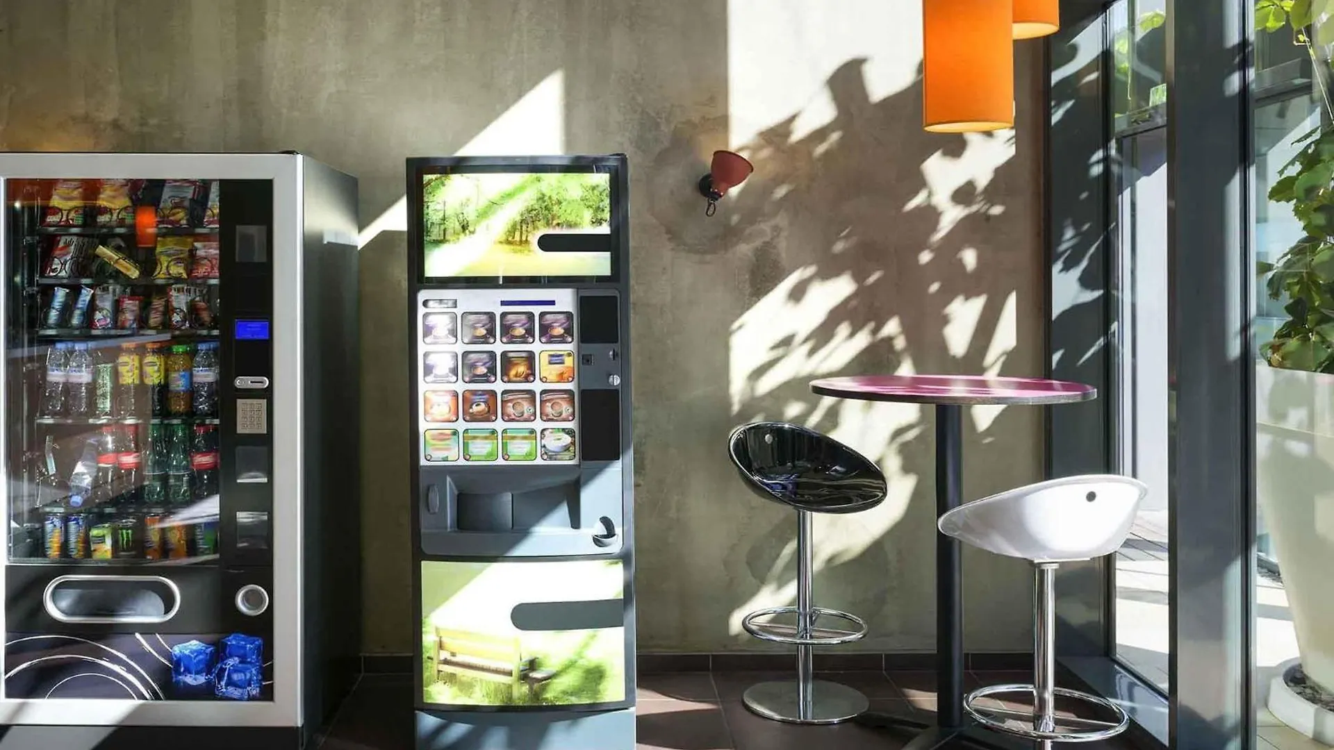 Where to Stay Near Daniel Vergnaud: 10 Budget Hotels in Lyon
